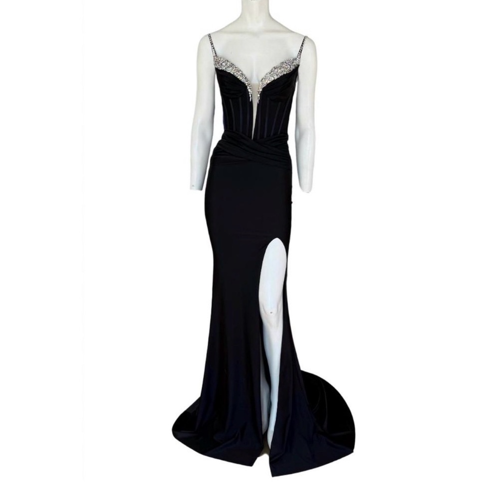 Jovani Black Evening Gown with Crystal-Trim Sweetheart Bodice